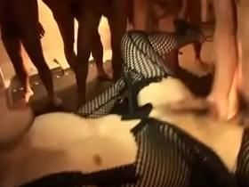 亚洲同志俱乐部多人混战 asian cumcontrol uncaring porn