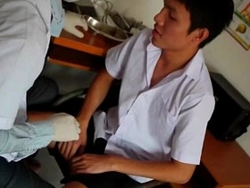 给小鲜肉医生口交 japanese cheerful porn creampie