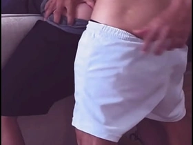 第一次尝同事的大屌 gay mating videos asian hd