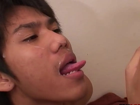 亚洲嫩男无套双人吹箫后撒尿 hot gay coitus videos asian chirr
