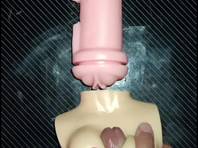 三人行Kissy与Dolly：从阴道到奶子！她们把我榨干了。 asian kin merry porn