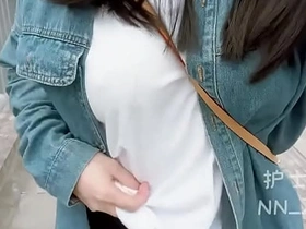 亚裔女子公共场所露奶 bam bam well-pleased chinese porn