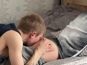 第一部 舔我甜心朋友的屁眼时他在打游戏 接着就干他 gay massage japanese porn