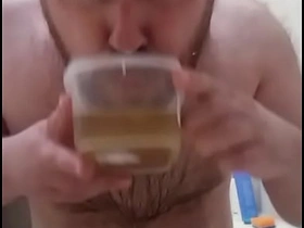 俄罗斯基佬求操 射完还要被尿淋 asian joyous sex videos xnxx.tv