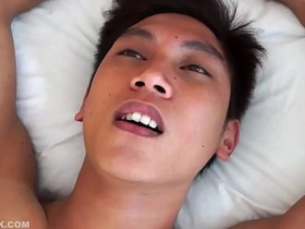 变态男孩Vahn和Rave无套狂干 hot delighted porn site