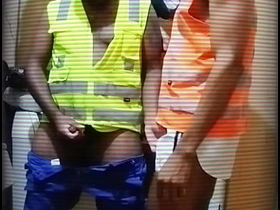 用假阳具玩工人的屁眼 libidinous relations videos asian gym gay